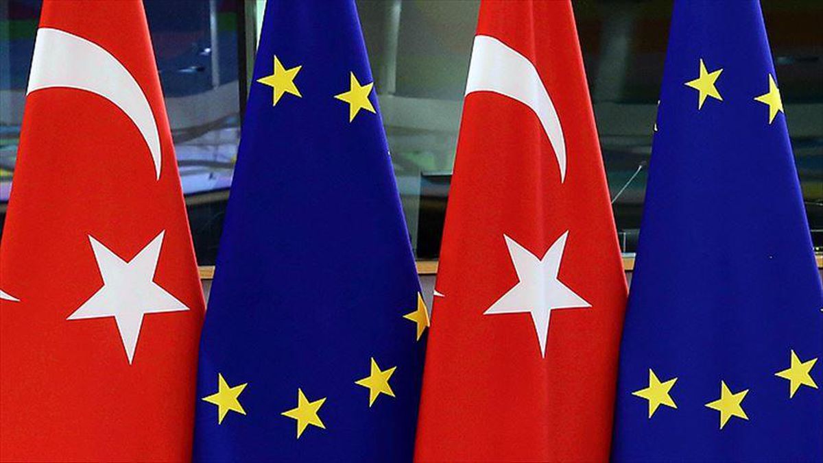 Türkiye ile Avrupa Birliği ilişkilerinin hukuki temelini hangi antlaşma oluşturmaktadır?