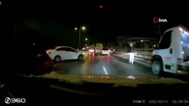 13 aracin karistigi zincirleme kaza kamerada 3 14792072 o