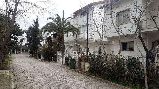 denizi usulsuz dolduran vatandasin yalisi 3 14791123 o