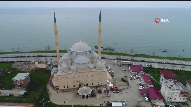İstanbul Şehzadebaşı Camii'nin bir benzerini Giresun'da inşa ettilerŞehzadebaşı Mescidi'nin ölçüleriyle Giresun'un Bulancak ilçesinde yığma taş yöntemi...