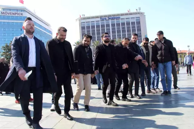 İstiklal Marşı'nın kabulü ve Erzurum'un kurtuluş yıl dönümü İzmir'de kutlandı