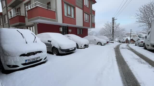 kar yagisi araliklarla etkili oluyor 14791414 o