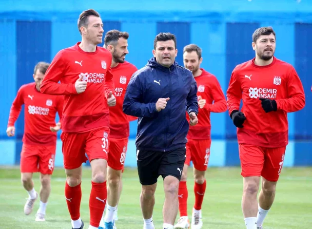 Sivasspor, Adana maçının taktiğini çalıştı