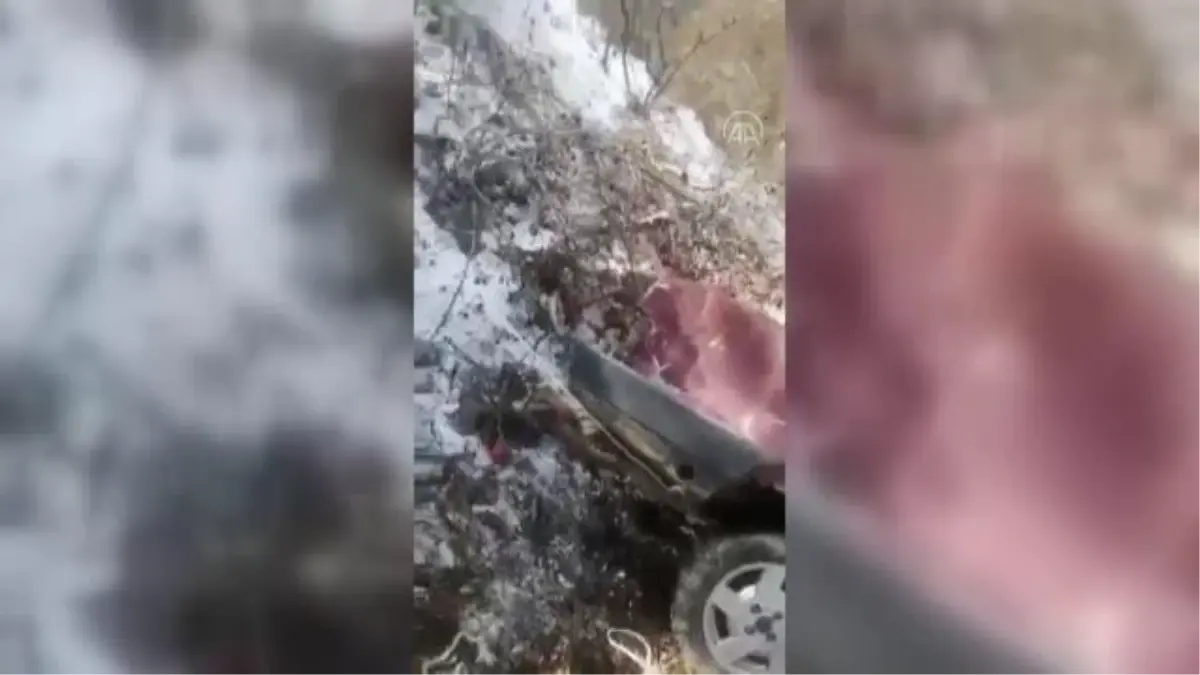 Bayıra yuvarlanan otomobildeki 2 kişi yaralandı