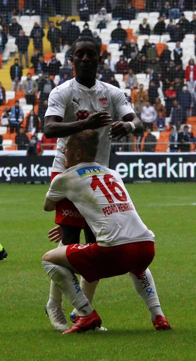 Spor Toto Üstün Lig: Adana Demirspor: 0 Sivasspor : 1 (İlk yarı)