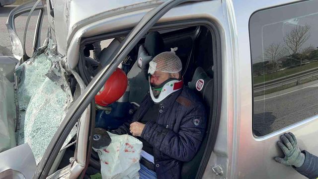 duran tira arkadan carpan aracin surucusu ici 8 14795016 o