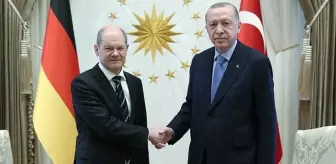 İlk kez Türkiye'ye geldi! Cumhurbaşkanı Erdoğan, Almanya Başbakanı Scholz'le görüştü