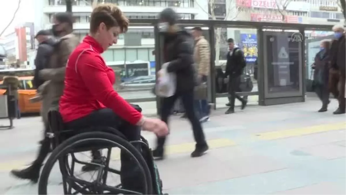 Kızına verdiği sözü tutan şampiyon anne, onun adını dans okulunda yaşatmak istiyor