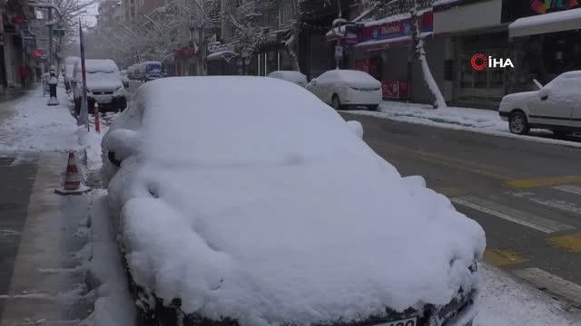 Malatya'da kar tesirli olmaya devam ediyor