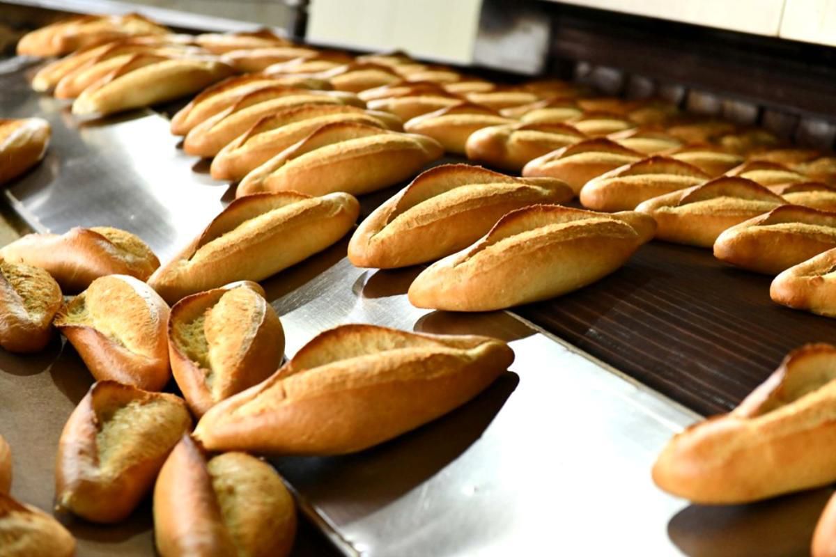 Ankara'da ekmek ne kadar, kaç TL oldu? Ankara'da 1 ekmek kaç lira oldu? 200 gram 400 gram ekmek kaç TL? Ekmeğin tanesi ne kadar?