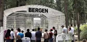 Bergen'in mezarı neden kafeste? Bergen'in mezarı neden kilitli, mezarlık nerede?