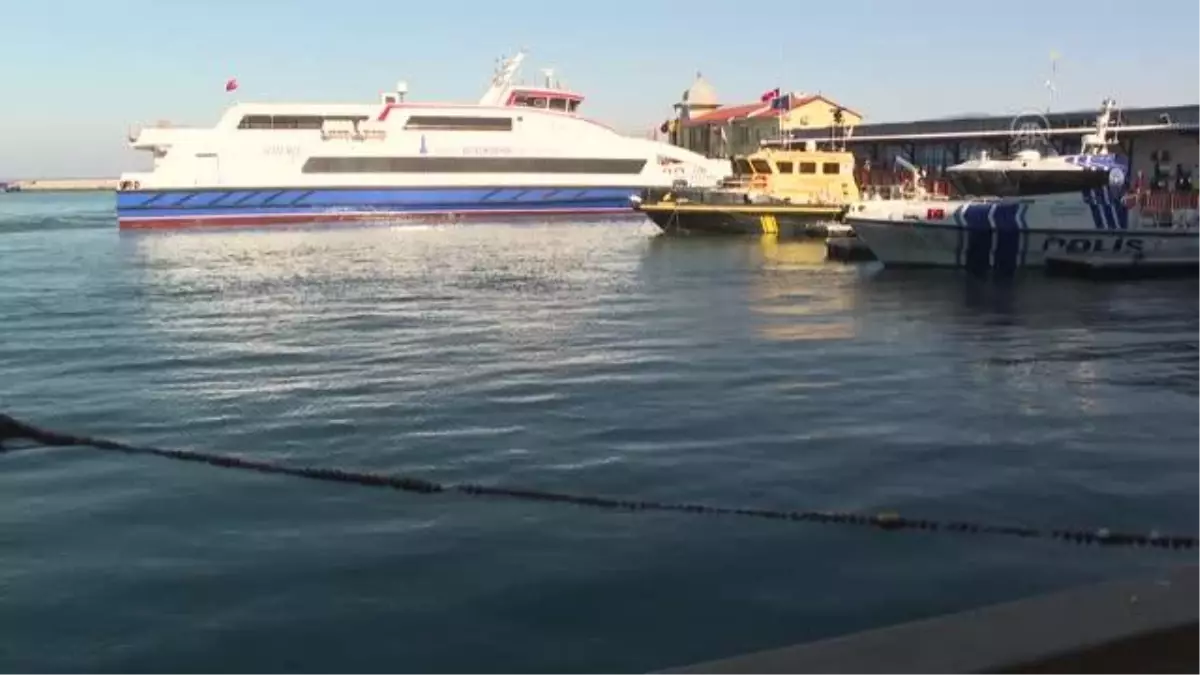 Deniz suyu, poyraz nedeniyle yaklaşık 60 santimetre kadar çekildi