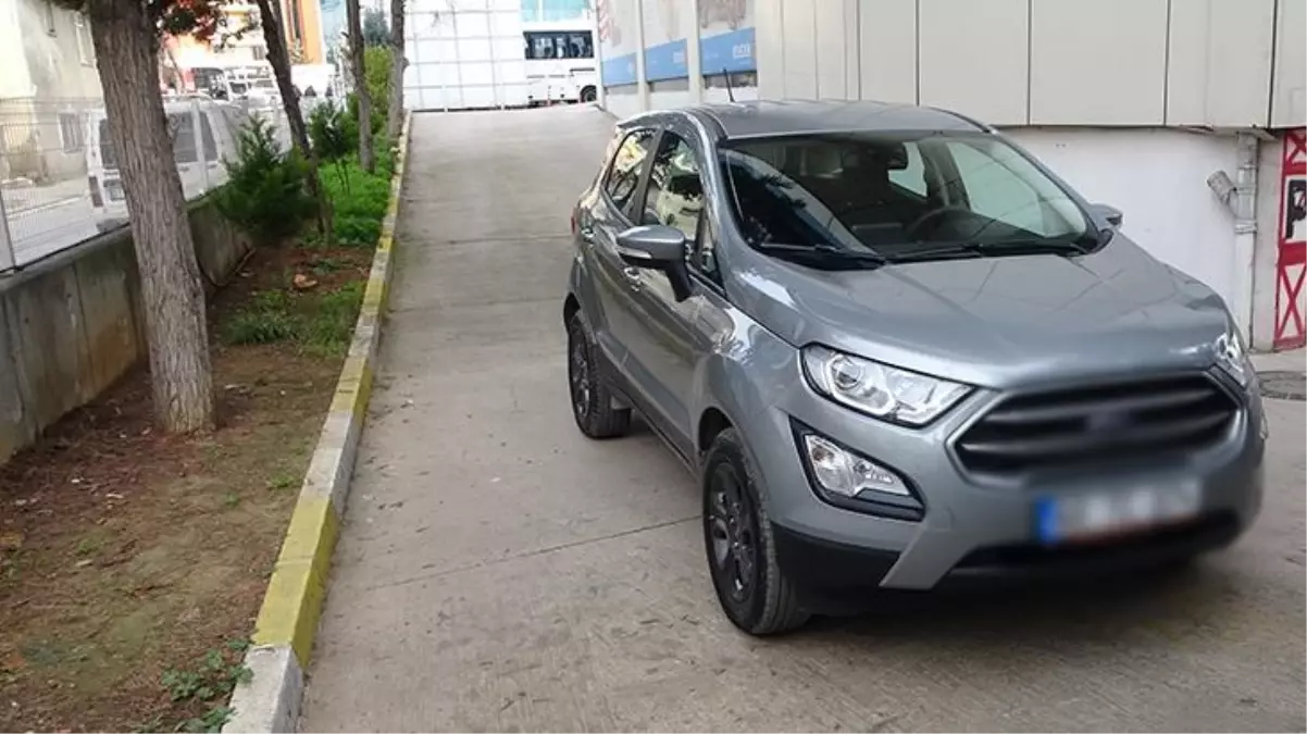 Galeriden 450 bin TL'ye sıfır araç aldı, ekspertize götürdüğünde hasarı öğrenince kan beynine sıçradı