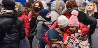 Ukrayna'dan komşu ülkelere geçen mülteci sayısı 3 milyonu aştı