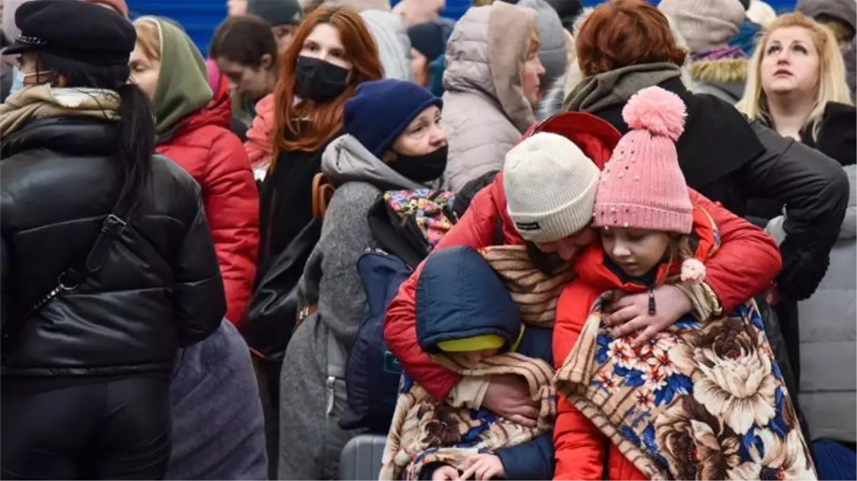 Ukrayna'dan komşu ülkelere geçen mülteci sayısı 3 milyonu aştı
