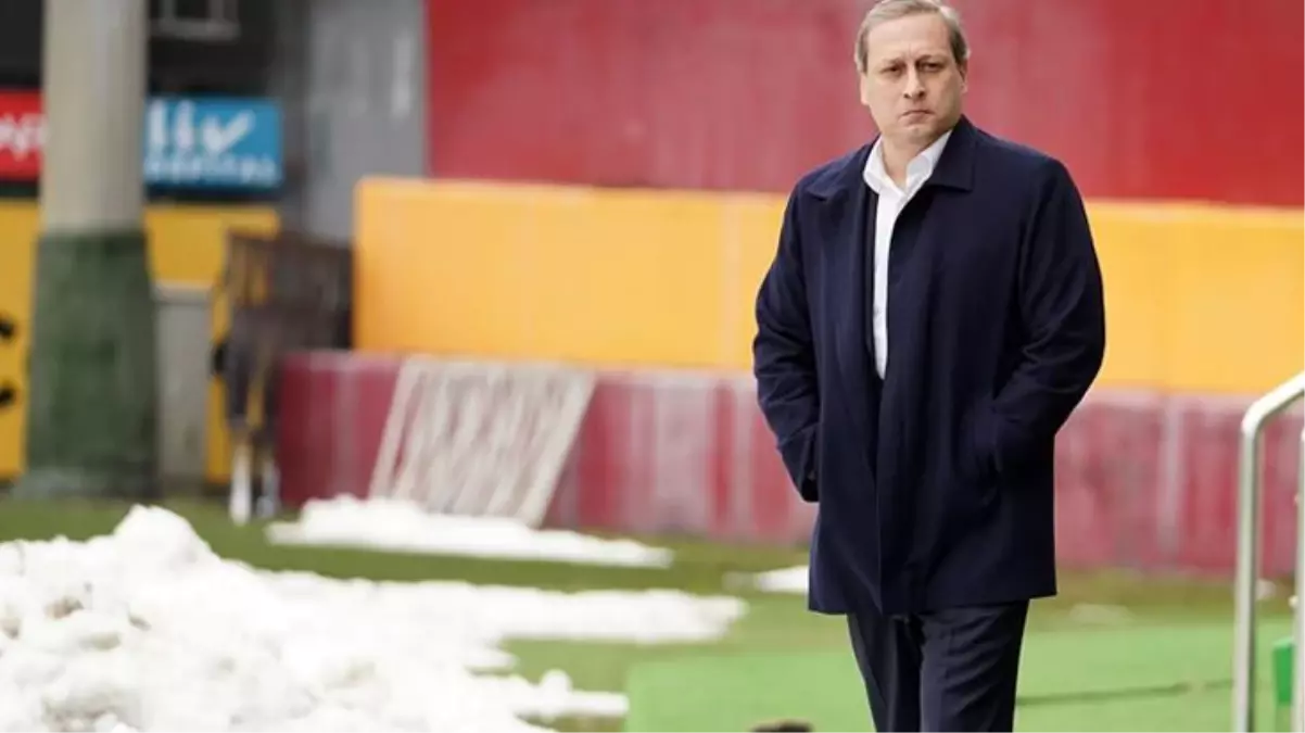 Muhabirler dondu kaldı! Burak Elmas'ın, 'Yerler kaygan başkanım' uyarısına verdiği cevapla ortam buz kesti