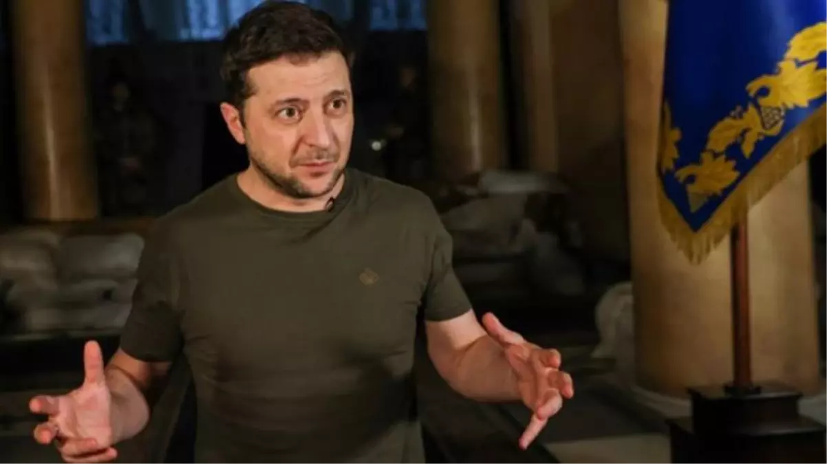 Devlet televizyonu hacklendi, Zelenski'nin sahte 'Teslim olun' mesajı Ukrayna'yı karıştırdı