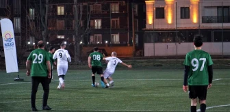 Gölcük Belediyesi Birimler Arası Futbol Turnuvası başladı