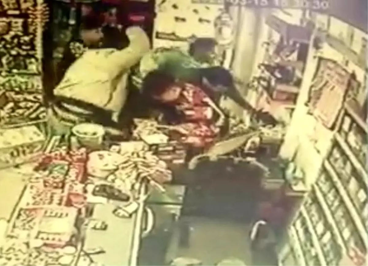 Kargo ücretini ödemek istemedi bıçaklandı! Hayati tehlikesi sürüyor