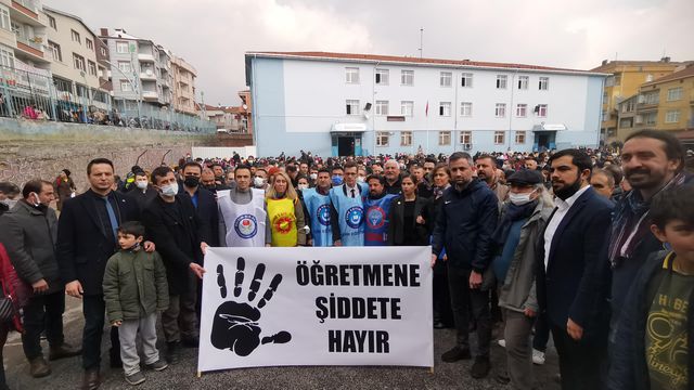 kocaeli de velinin darbettigi ogretmen suc 2 14803081 o