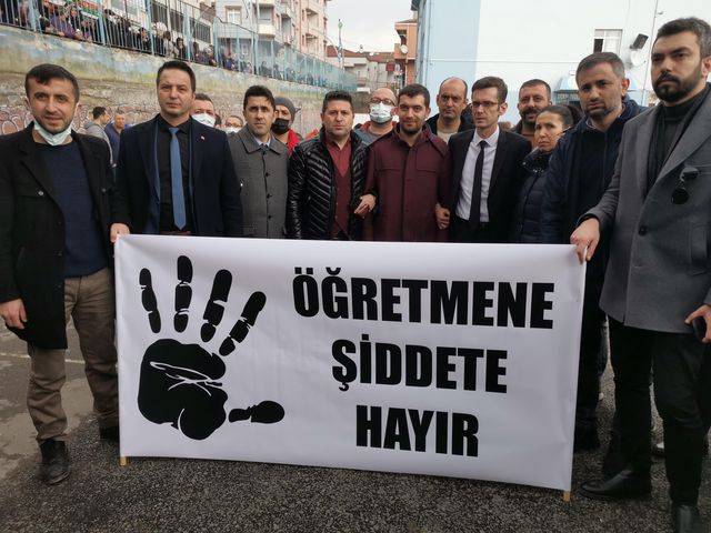 kocaeli de velinin darbettigi ogretmen suc 3 14803081 o