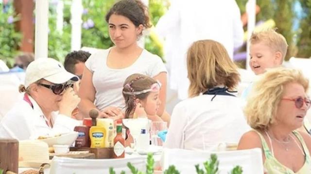 Siyasete dönmek için gün sayan Tansu Çiller'in başı geliniyle sıkıntıda