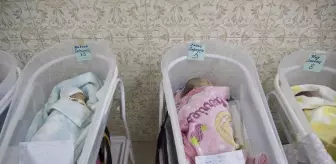 Ukrayna'da taşıyıcı annelerin doğurduğu bebekler biyolojik ailelerine kavuşamıyor