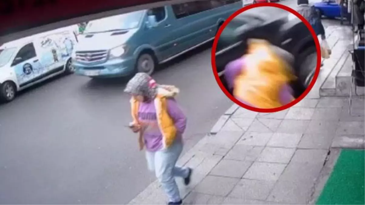 Yolun karşısına geçen genç kıza otomobil çarptı! Kaza sonrası çevredekiler yardımına koştu