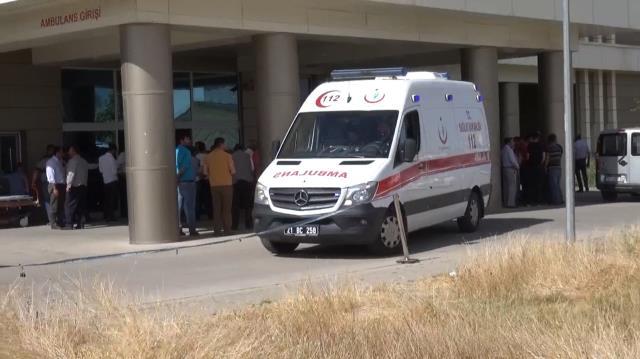 Kocasına kızıp bebeğine şırınga ile çamaşır suyu içiren anne tutuklandı Kocasına kızıp bebeğine şırınga ile çamaşır suyu içiren anne tutuklandı