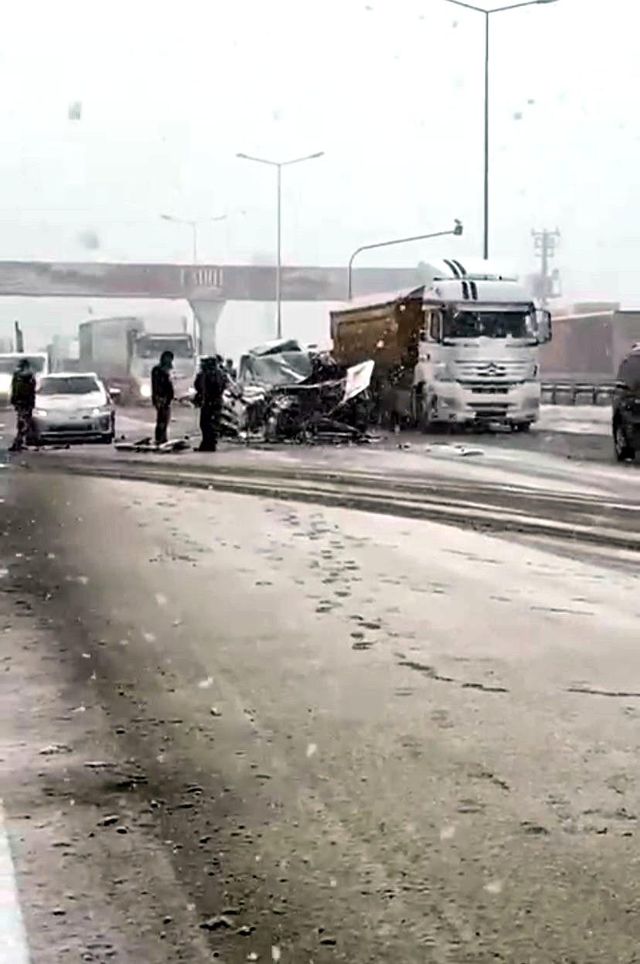 sakarya da kar yagisi kazayi beraberinde geti 5 14804840 o