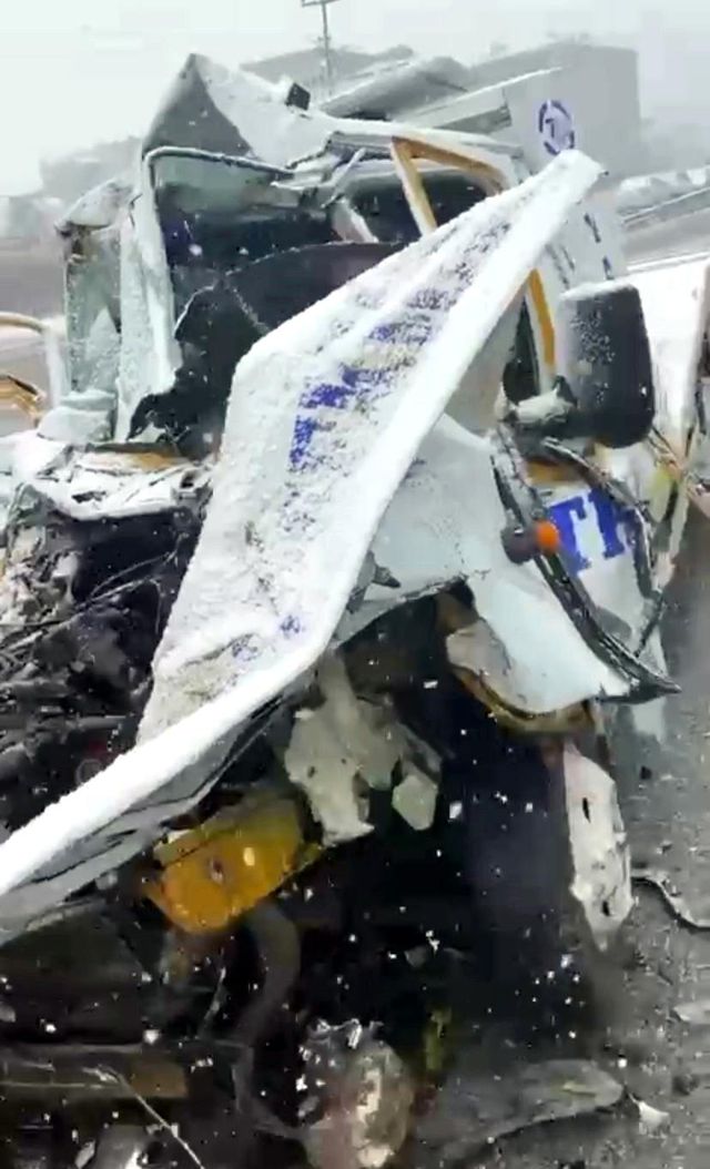 sakarya da kar yagisi kazayi beraberinde geti 6 14804840 o