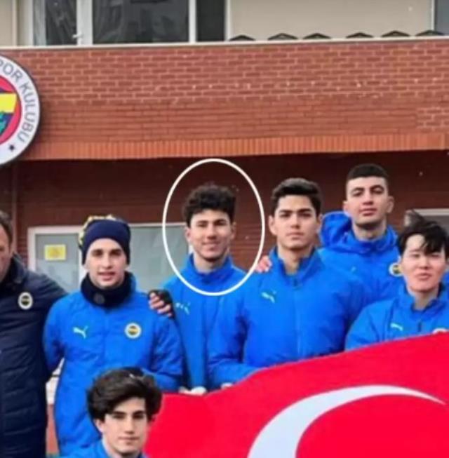 Berke'nin yeri çabuk doldu! Ali Koç, Beşiktaş maçında üç penaltı kurtaran kaleciye imza attırdı