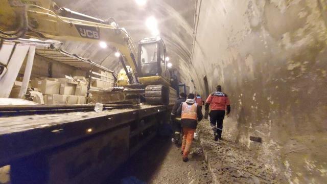 Bolu Dağı Tüneli'ndeki zincirleme kazada olay yerinden gelen manzaralar müthiş