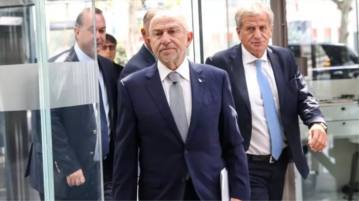 Son Dakika: Ramazan ayı boyunca Süper Lig'deki akşam maçları 20.30'da başlayacak