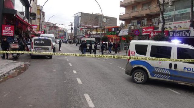 beyzbol sopasiyla uzerine gelen minibus suruc 4 14809400 o