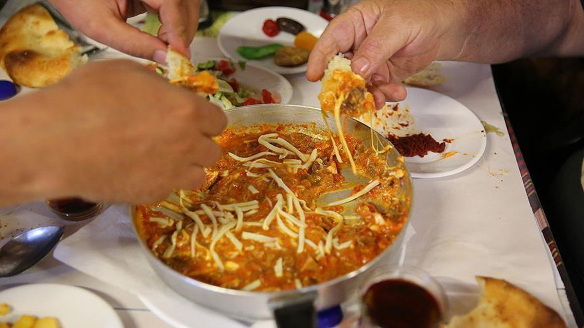 Menemen soğanlı mı soğansız mı olur? Menemen soğanlı mı olur soğansız mı olur?
