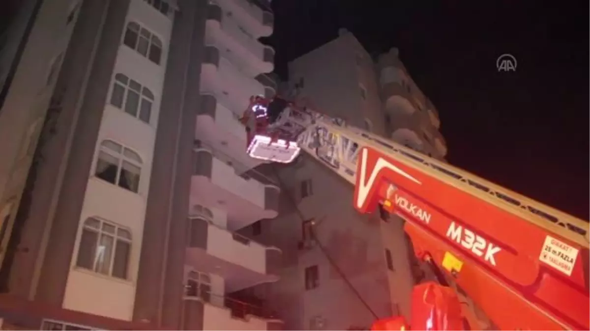 Yangın çıkan ev kullanılamaz hale geldi
