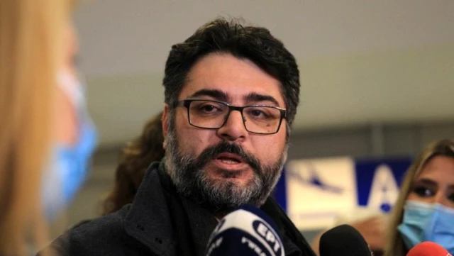 Ανδρουλάκης, Γενικός Πρόξενος της Ελλάδας στη Μαριούπολη, εκκενώθηκε από την Ουκρανία με ειδική επιχείρηση