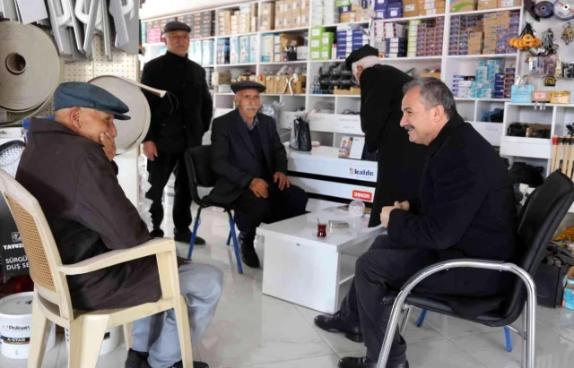 Lider Kılınç'tan, Karapınar Mahallesi esnafına ziyaret