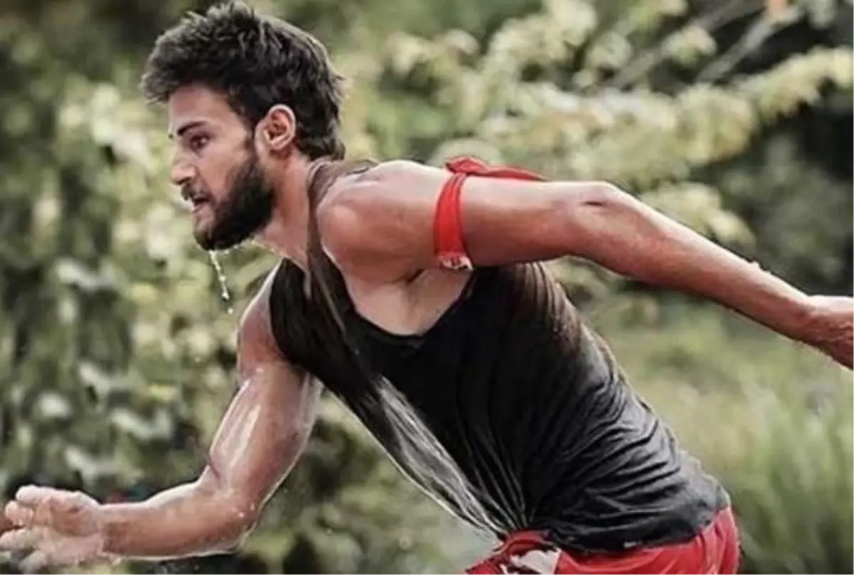 Batuhan ve Yağmur sevgili mi? Survivor 2022 Batuhan ve Yağmur sevgili olduğu iddiaları doğru mu? Batuhan'ın sevgilisi var mı, kimdir?