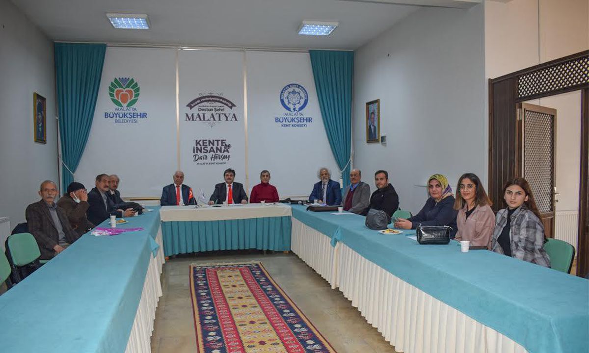Malatyalı Şairlerden 'Kahramanlık' Konulu Şiir Dinletisi