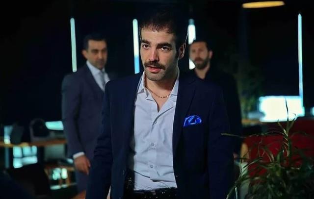 Üç Kuruş yeni bölümüyle dün akşam yayınlandı! Kartal İntikam Planına Devam Etmek Zorunda! Üç Kuruş yeni bölümüyle dün akşam yayınlandı! Kartal İntikam Planına Devam Etmek Zorunda!