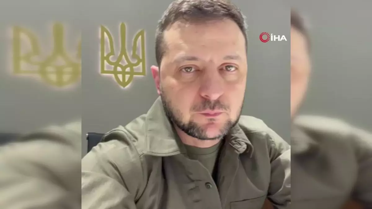 Ukrayna Devlet Başkanı Vladimir Zelenskiy; 'Chuhuiv kentinde bir düşman uçağı daha düşürüldü'