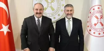 Bakan Varank'la görüşen Bakan Nebati'den merak uyandıran paylaşım: Müjdelerimiz yakında