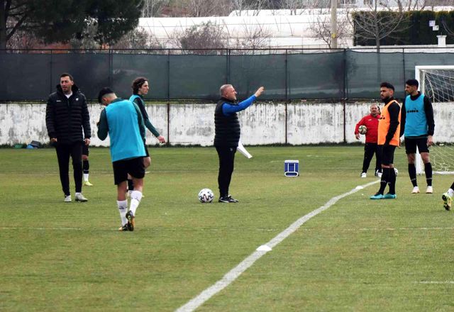 mesut bakkal nisan ayi bizim icin cok onemli 7 14815035 o