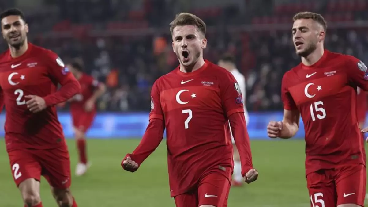 99 depreminde enkaz altında kalmış! İşte Kerem Aktürkoğlu'nun herkesi ağlatan hayat hikayesi