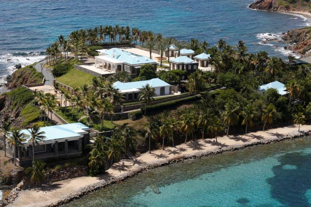 ABD'li milyarder Jeffrey Epstein'in Karayipler'deki adaları 125 milyon dolara satışa çıkarıldı