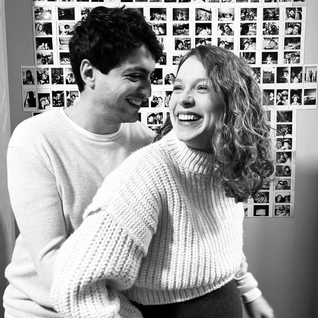 Taner Ölmez ve Ece Çeşmioğlu kızları Zeynep'e kavuştu! Çift gözyaşlarına hakim olamadı