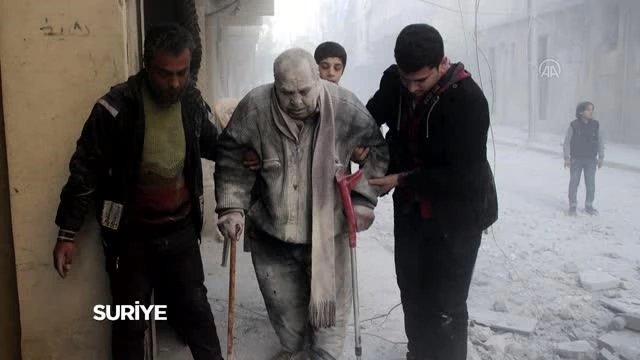 Ukrayna'daki savaşın acıları Suriye'deki dramla benzeri karelere yansıdı