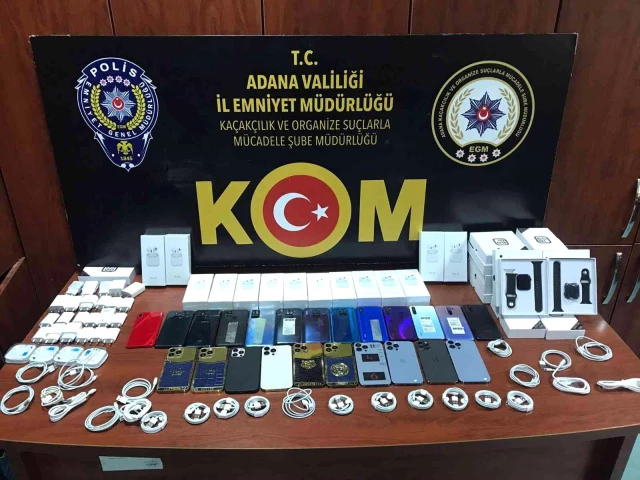 Adana'da 24 kaçak cep telefonu ele geçirildi
